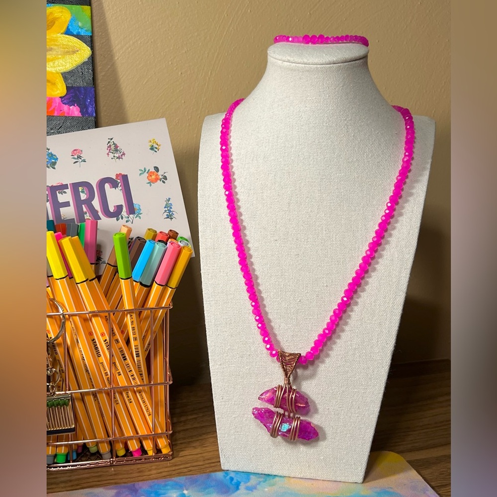 Hot Pink Glass Beaded Artisan Necklace w/ pendant (& matching bracelet)